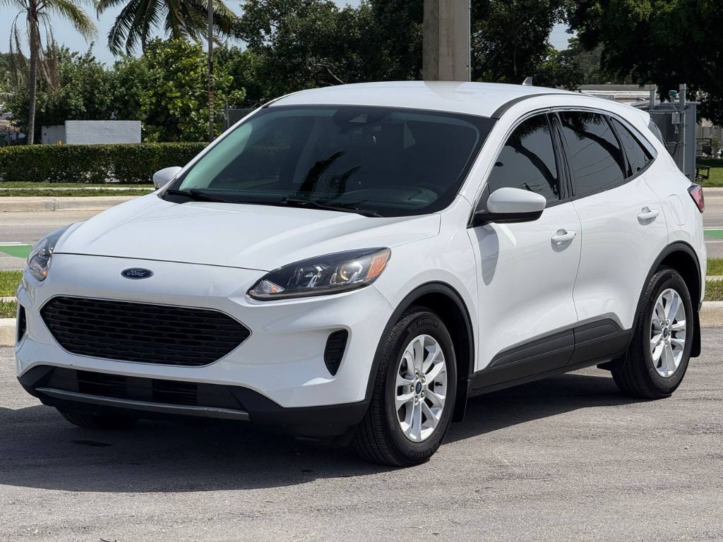 2021 Ford Escape - $18,499