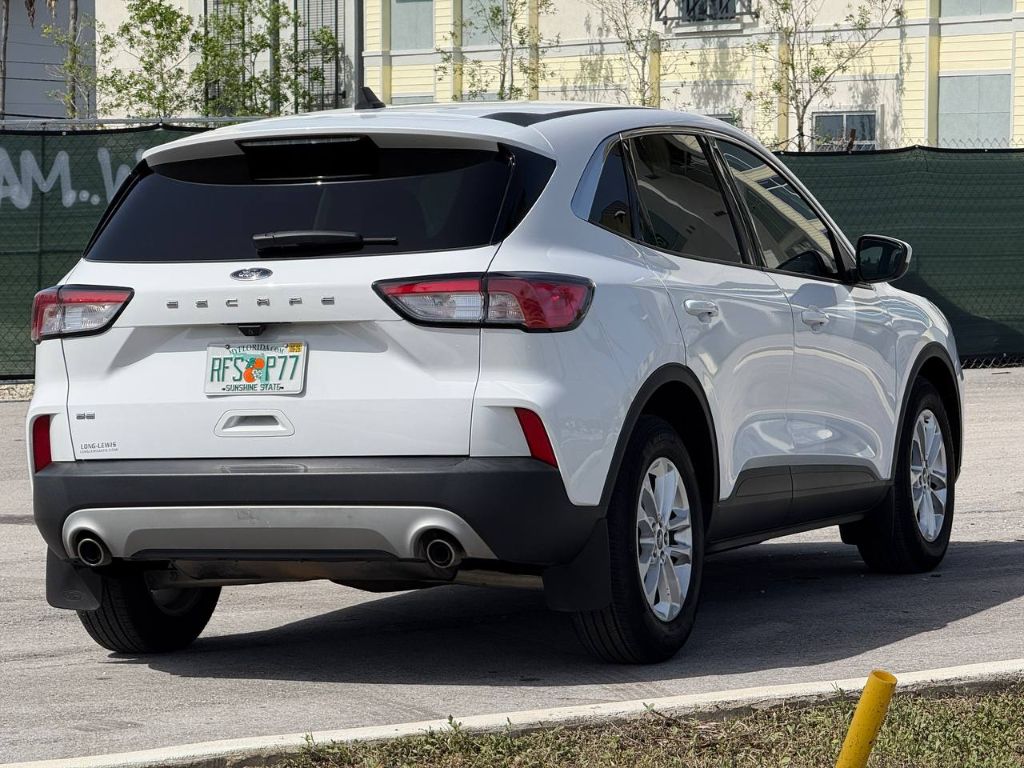 2021 Ford Escape - $18,499