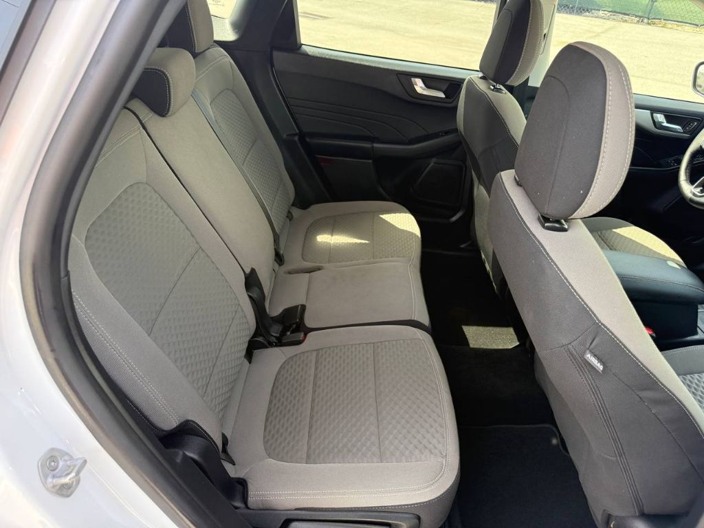 2021 Ford Escape - $18,499