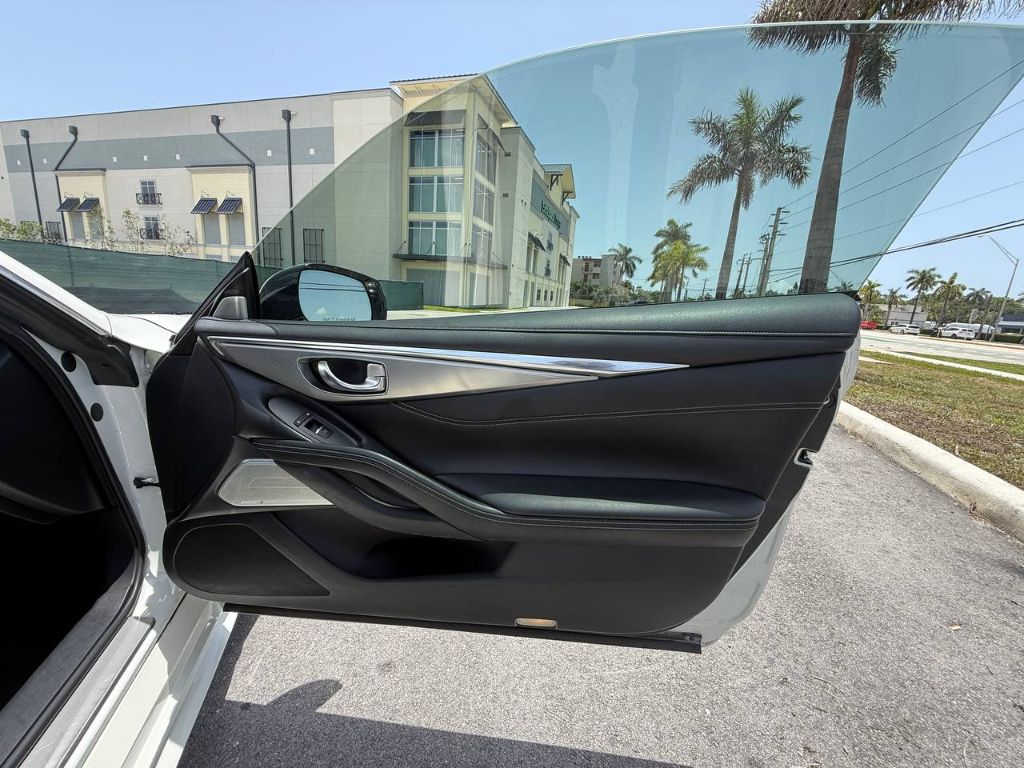 2021 INFINITI Q60 - $23,499