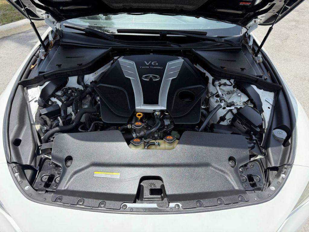 2021 INFINITI Q60 - $23,499