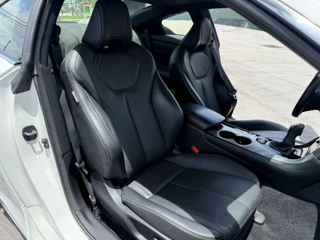 2021 INFINITI Q60 - $23,499