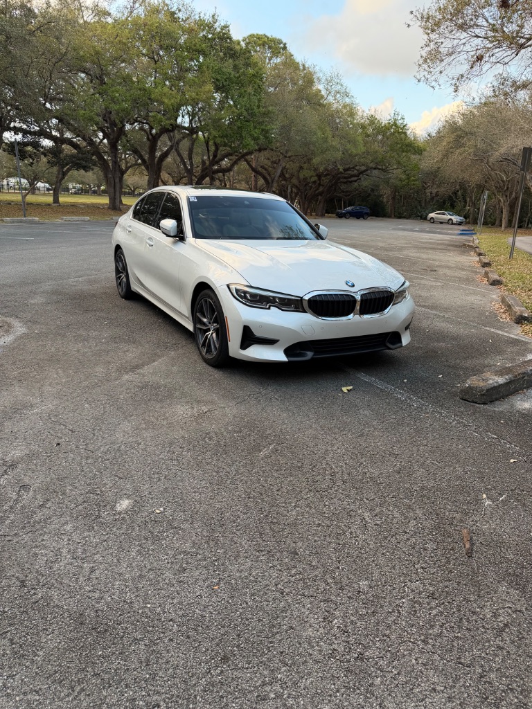 2022 BMW 330i