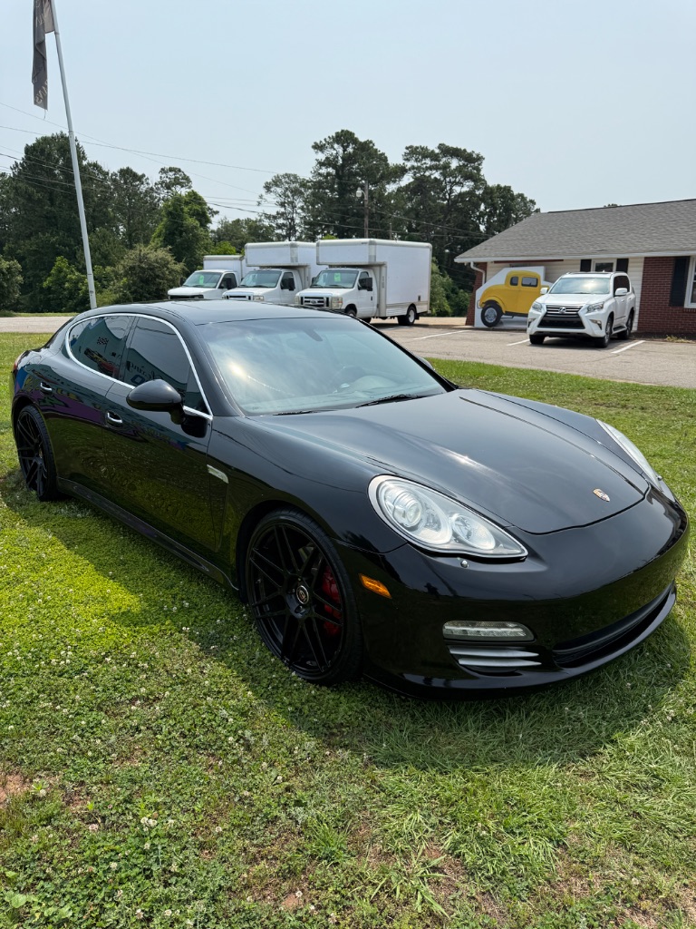 2013 Porsche Panamera 4S photo
