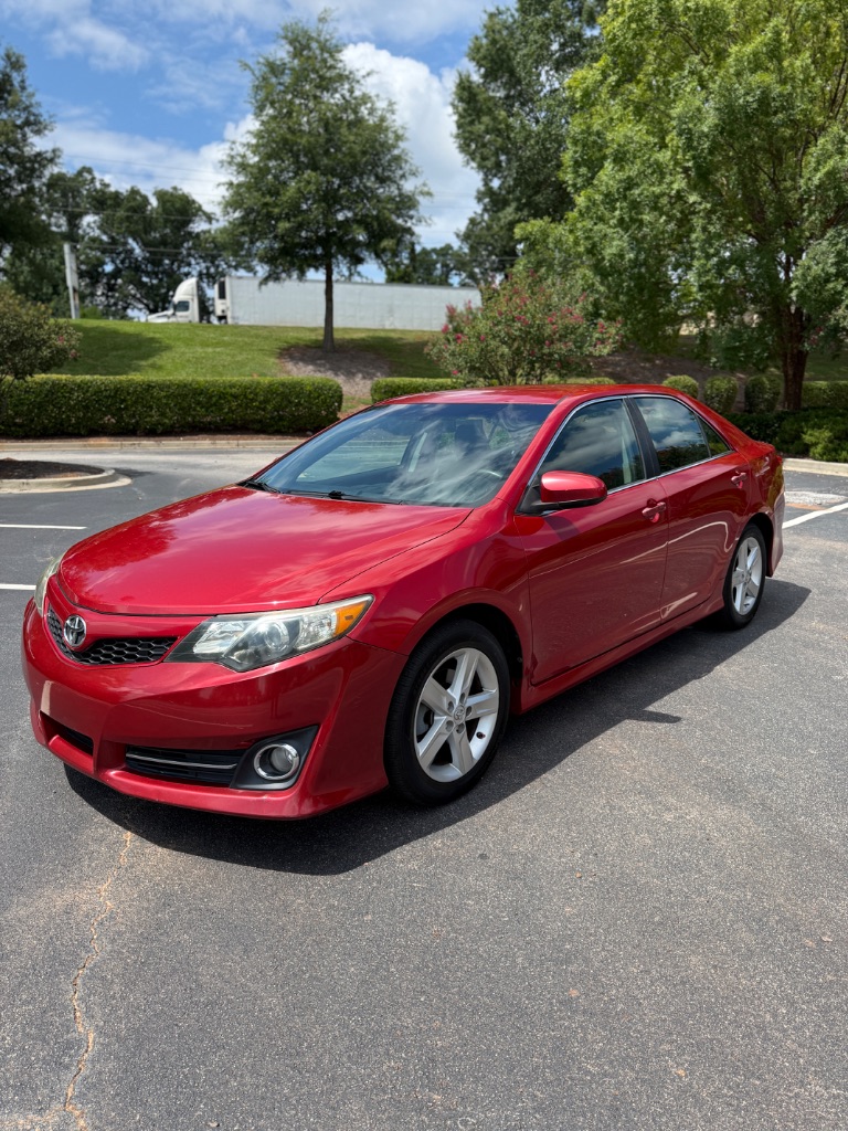 2014 Toyota Camry SE
