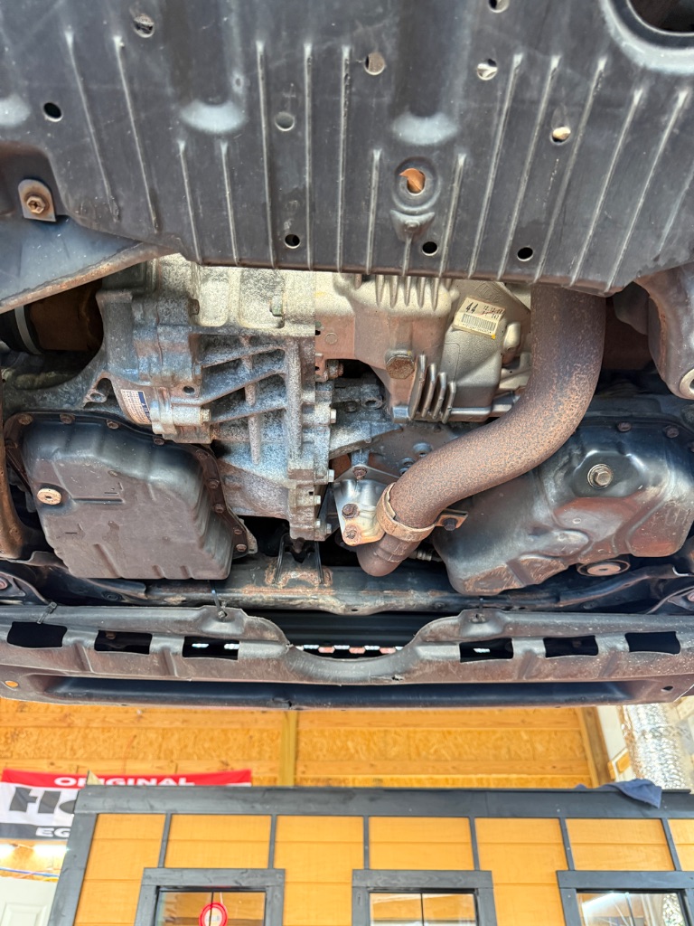 2013 Toyota Sienna - $10,900