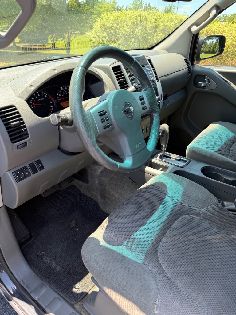 2013 Nissan Frontier - $8,900