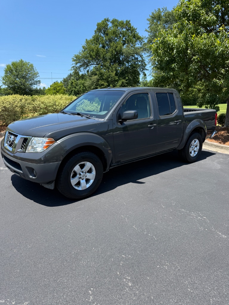 2013 Nissan Frontier - $8,900