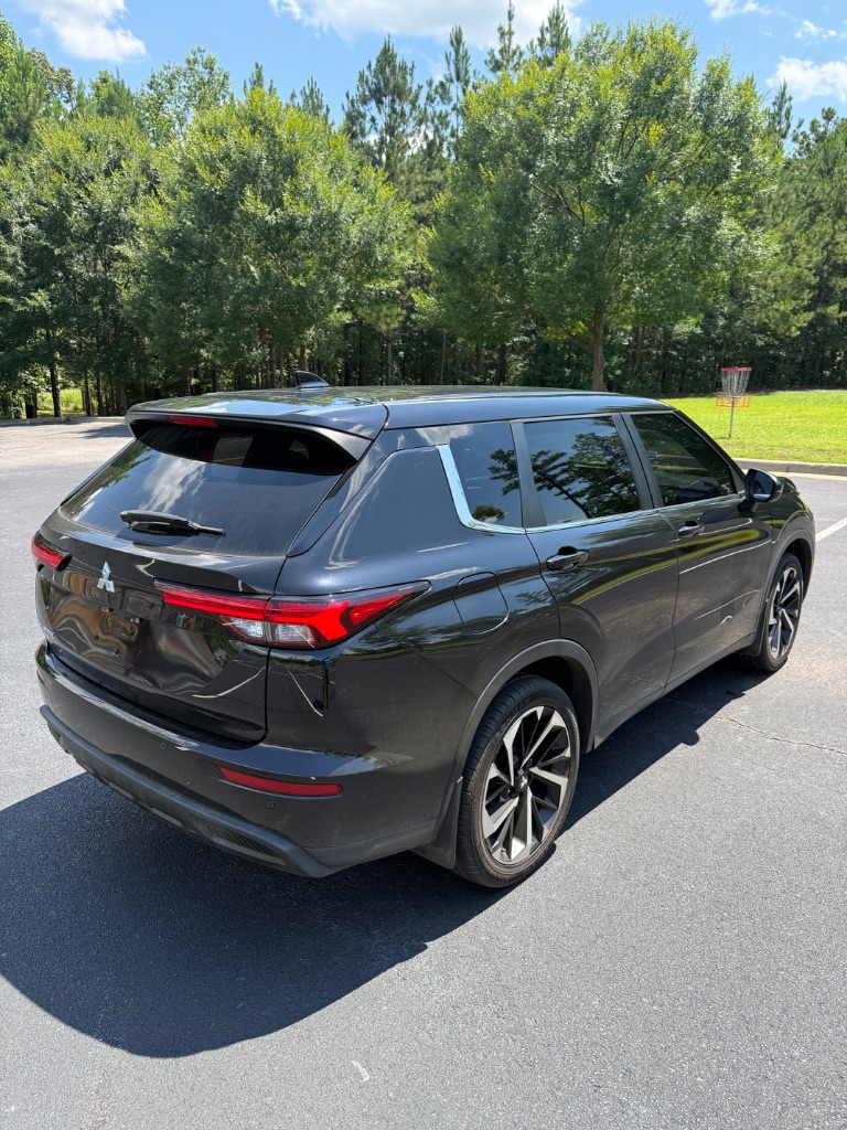 2022 Mitsubishi Outlander - $14,900