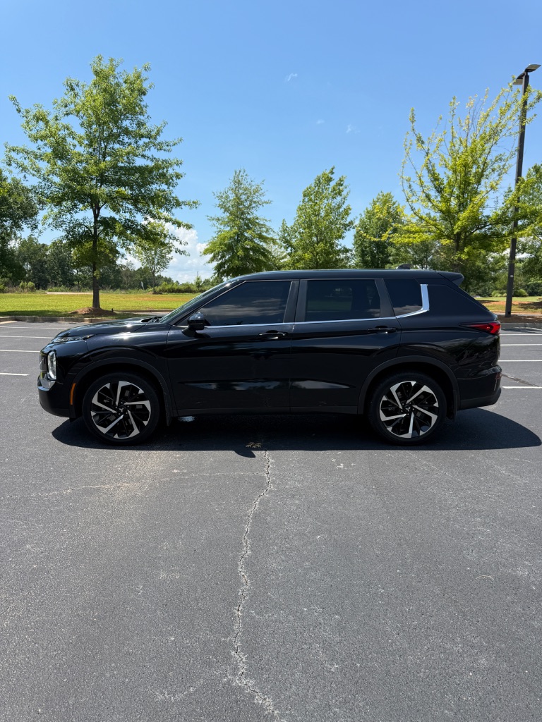 2022 Mitsubishi Outlander - $14,900