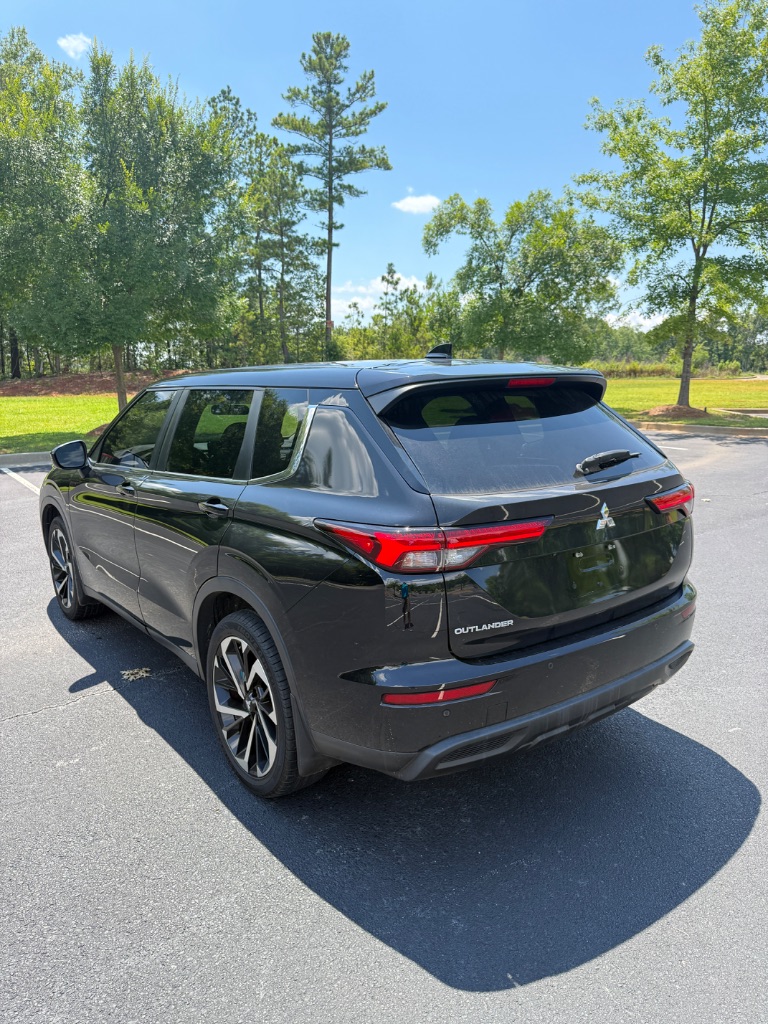 2022 Mitsubishi Outlander - $14,900