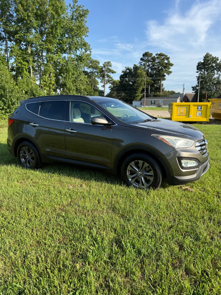 2014 Hyundai Santa Fe Sport - $6,900