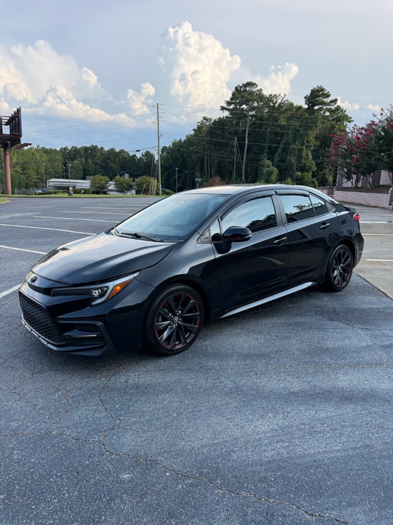 2023 Toyota Corolla - $18,000
