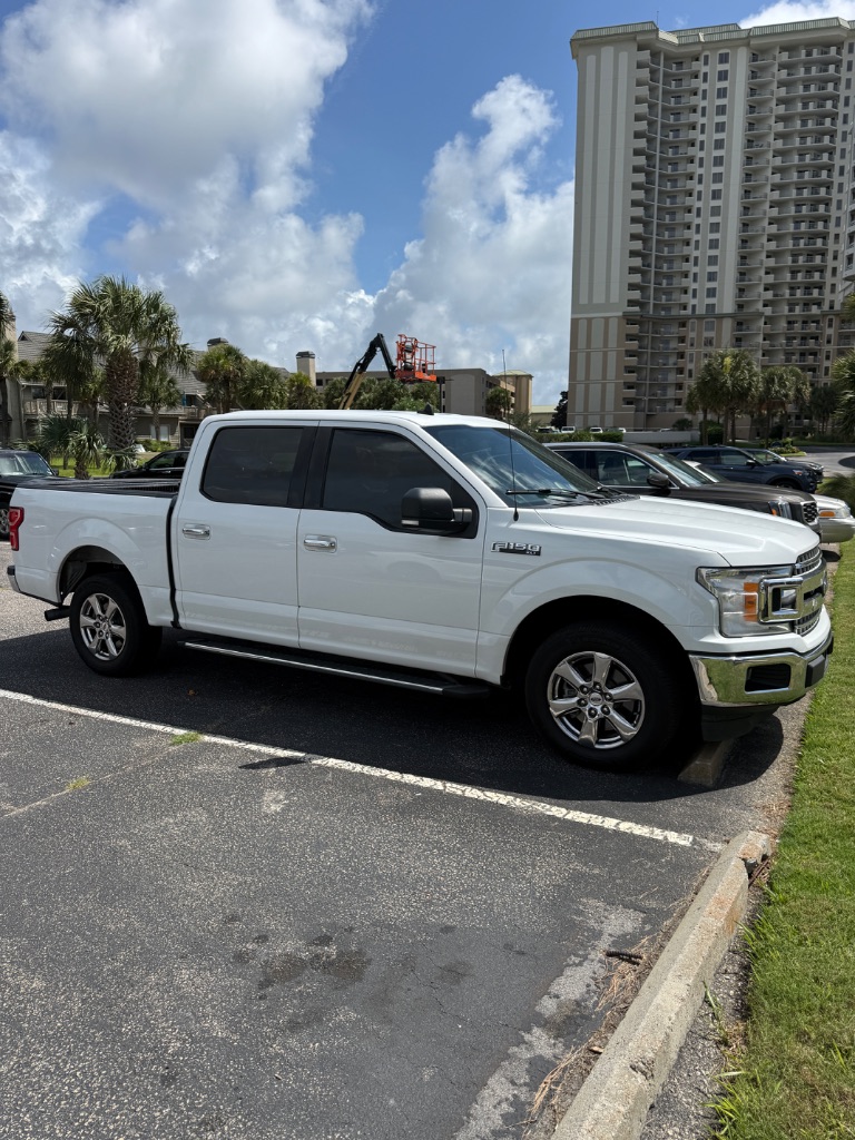 2020 Ford F-150 - $11,000