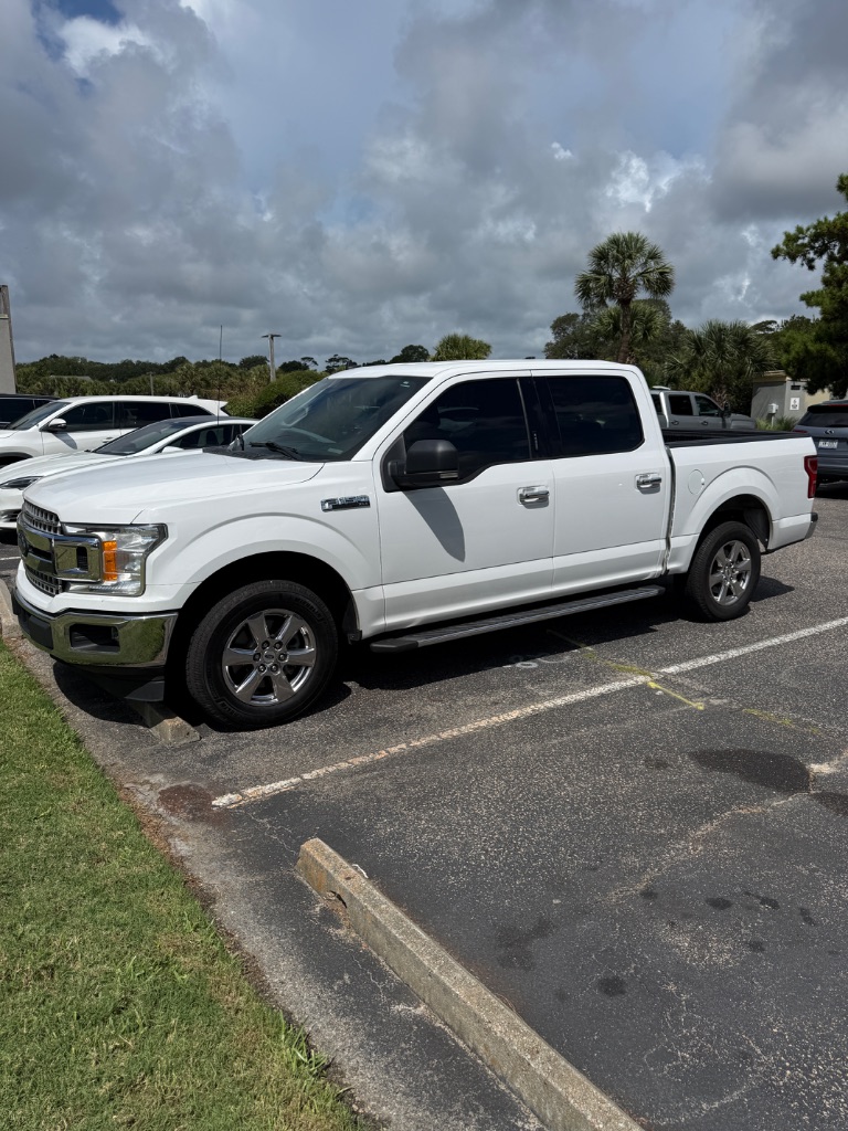 2020 Ford F-150 - $11,000