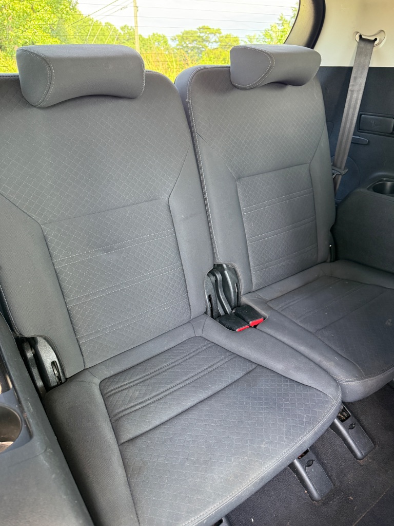 2017 Kia Sorento - $7,900
