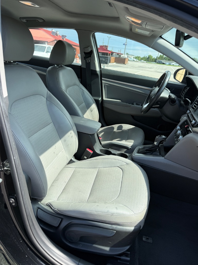 2020 Hyundai Elantra - $13,600