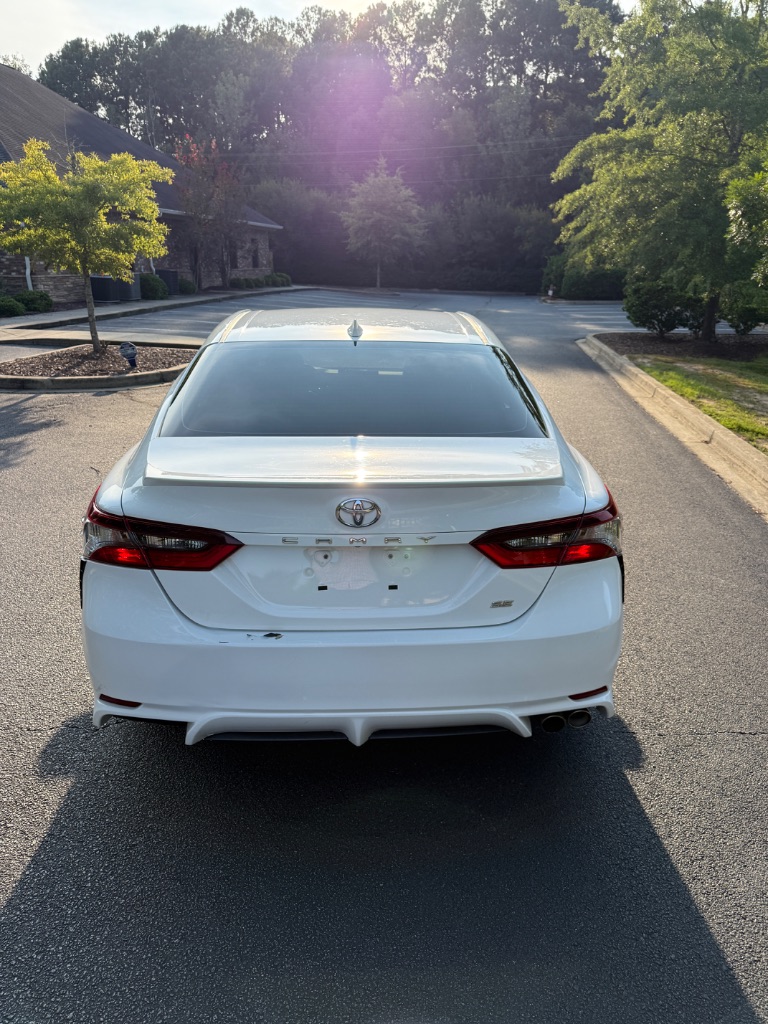 2021 Toyota Camry - $18,900