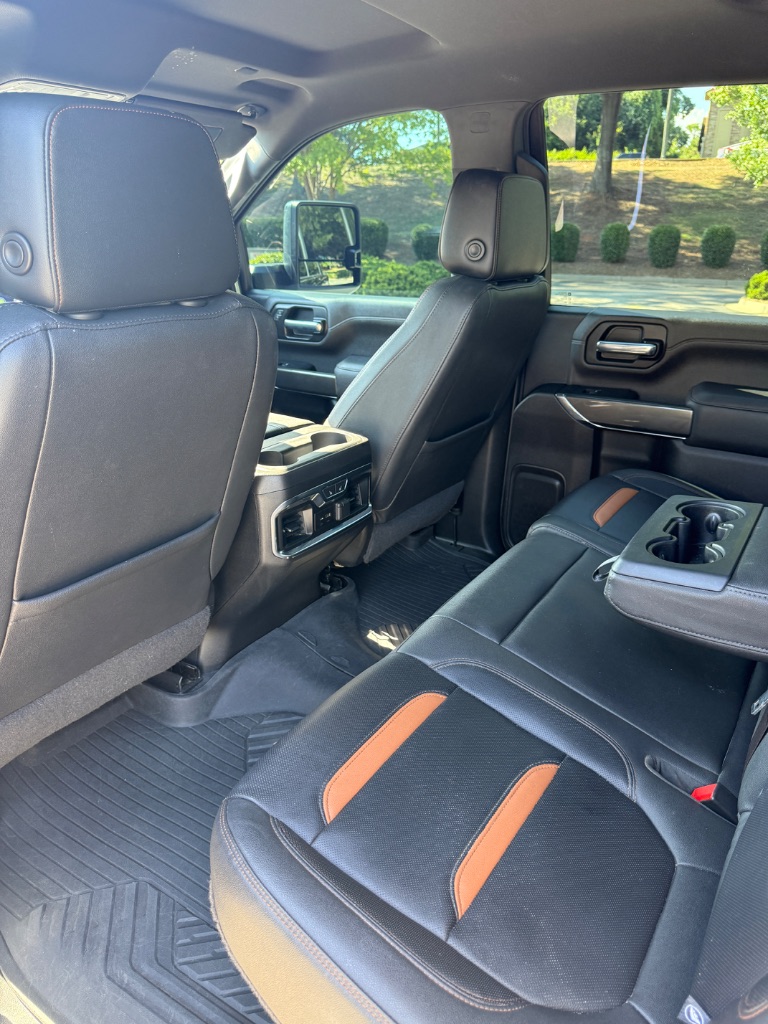 2023 GMC Sierra Hd - $54,000