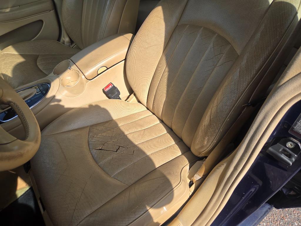 2006 Mercedes-Benz CLS-Class - $3,497