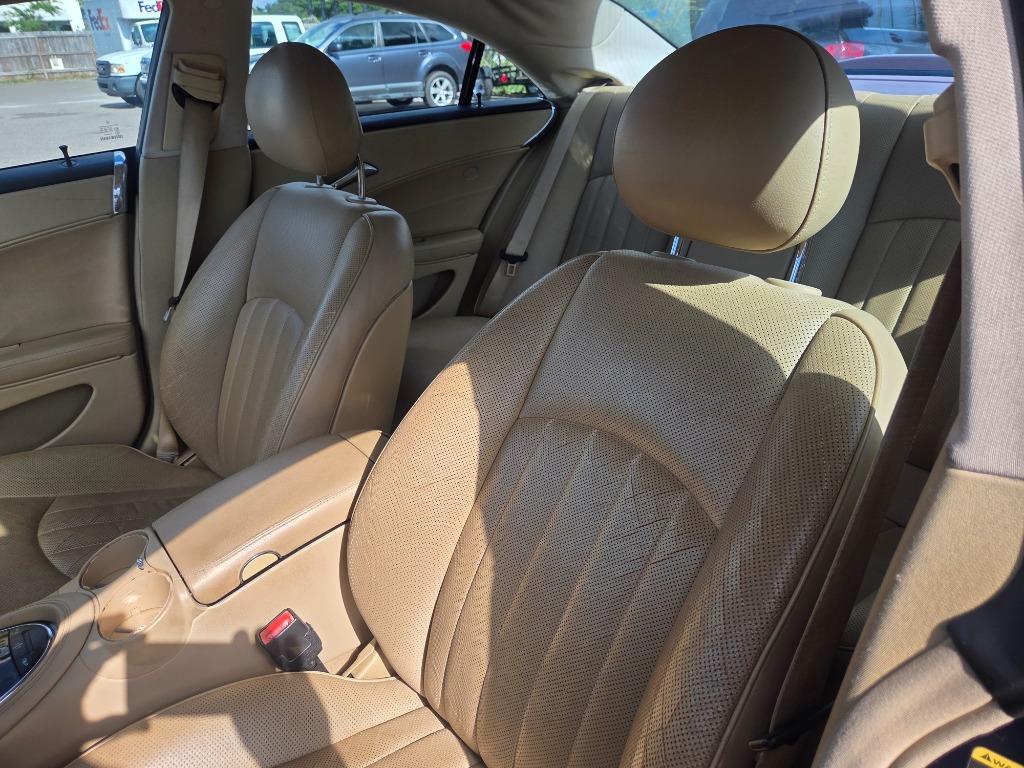 2006 Mercedes-Benz CLS-Class - $3,497
