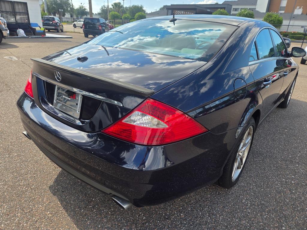 2006 Mercedes-Benz CLS-Class - $3,497