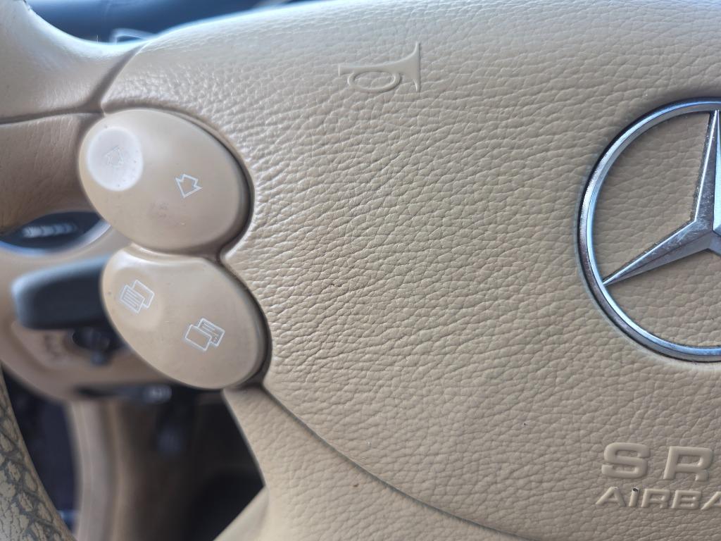 2006 Mercedes-Benz CLS-Class - $3,497