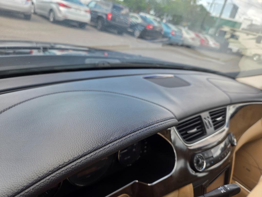 2006 Mercedes-Benz CLS-Class - $3,497