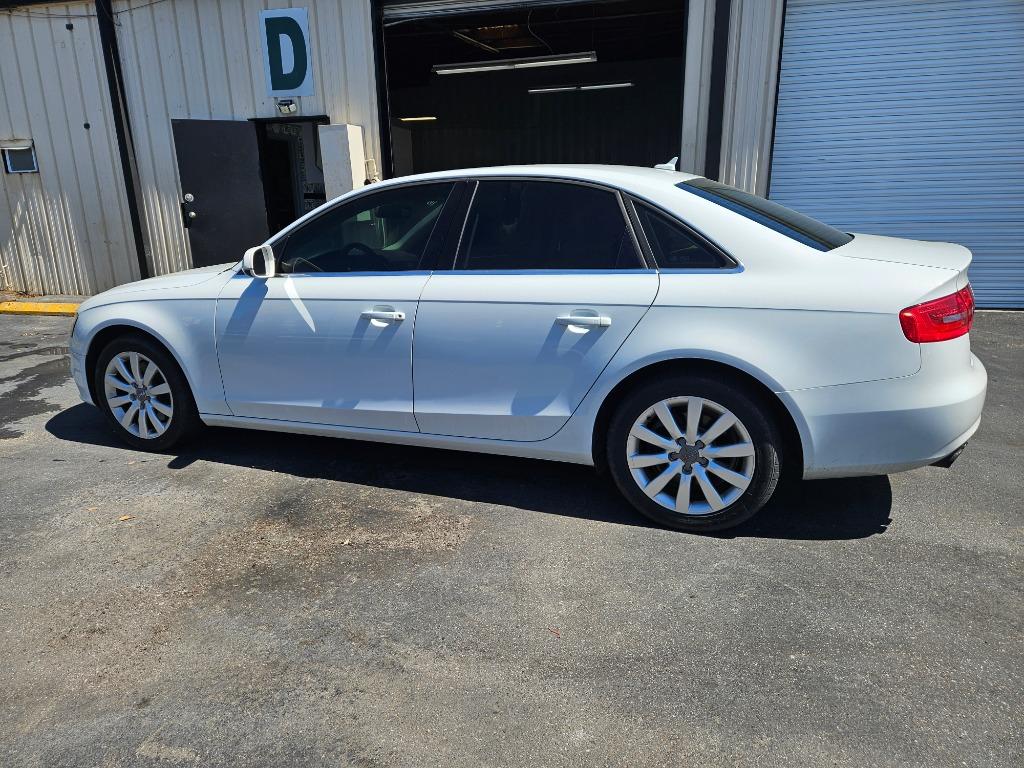 2013 Audi A4 2.0T quattro Premium photo