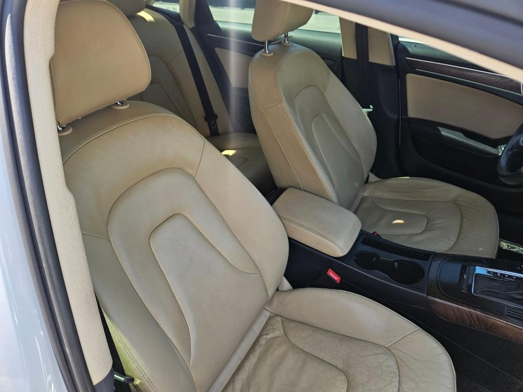 2013 Audi A4 2.0T quattro Premium photo