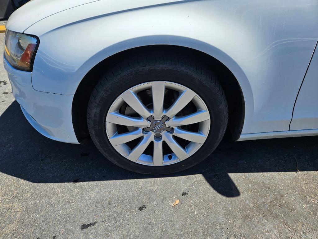 2013 Audi A4 2.0T quattro Premium photo