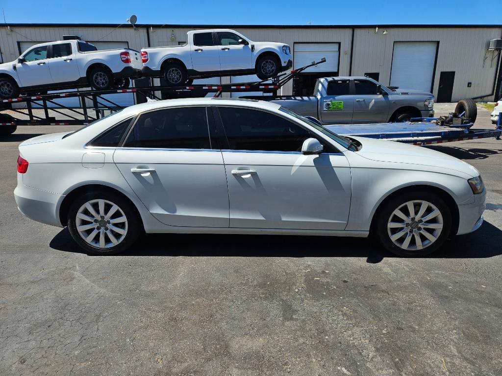2013 Audi A4 2.0T quattro Premium photo