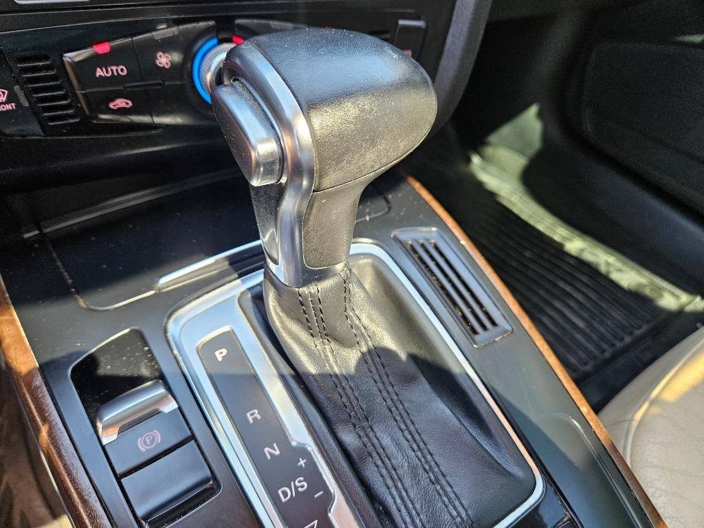 2013 Audi A4 2.0T quattro Premium photo