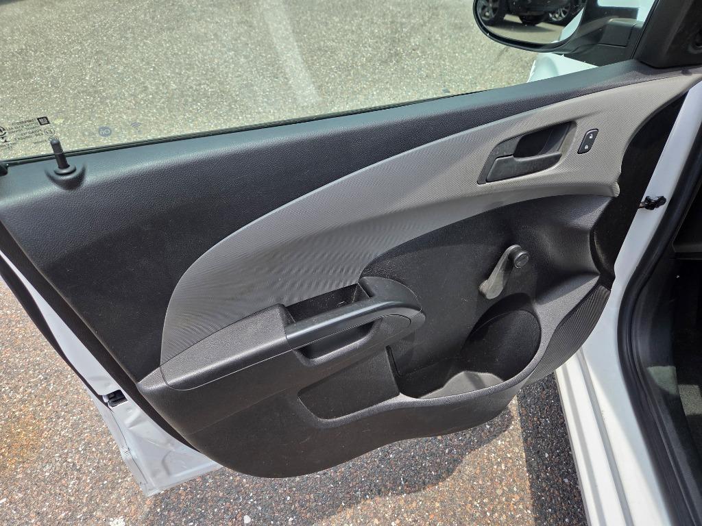 2016 Chevrolet Sonic - $1,997