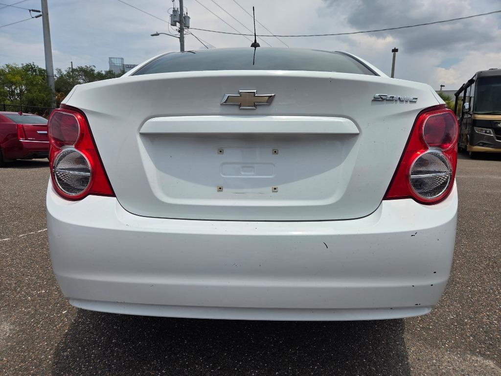 2016 Chevrolet Sonic - $1,997