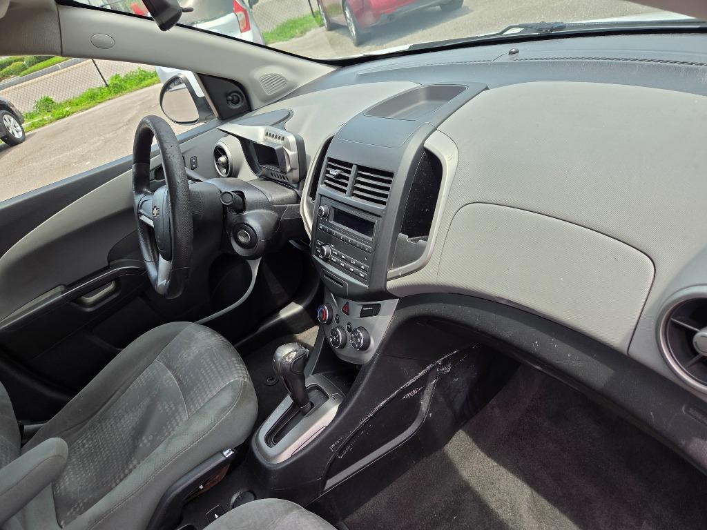2016 Chevrolet Sonic - $1,997