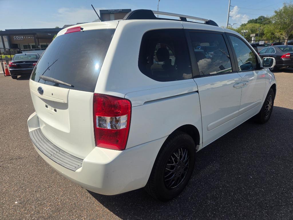 2007 Kia Sedona - $2,497