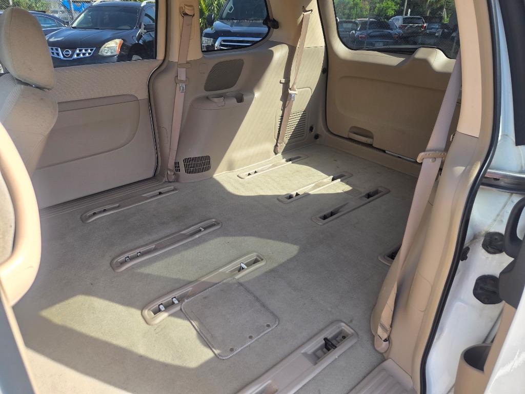 2007 Kia Sedona - $2,497