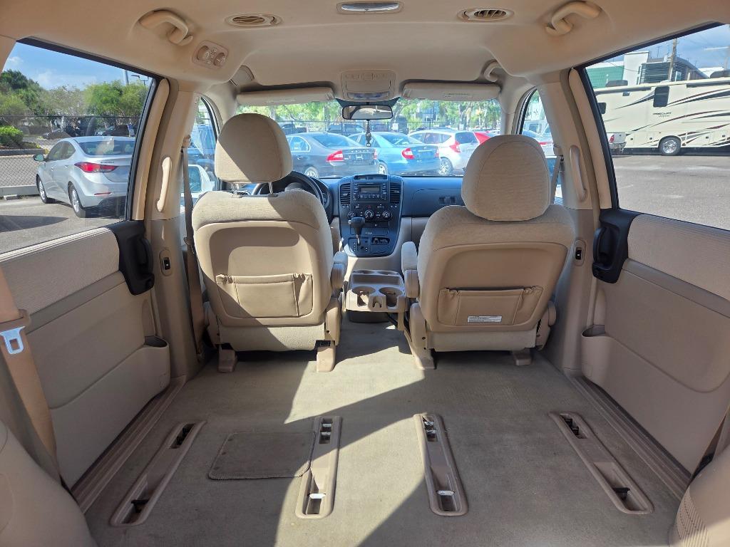 2007 Kia Sedona - $2,497