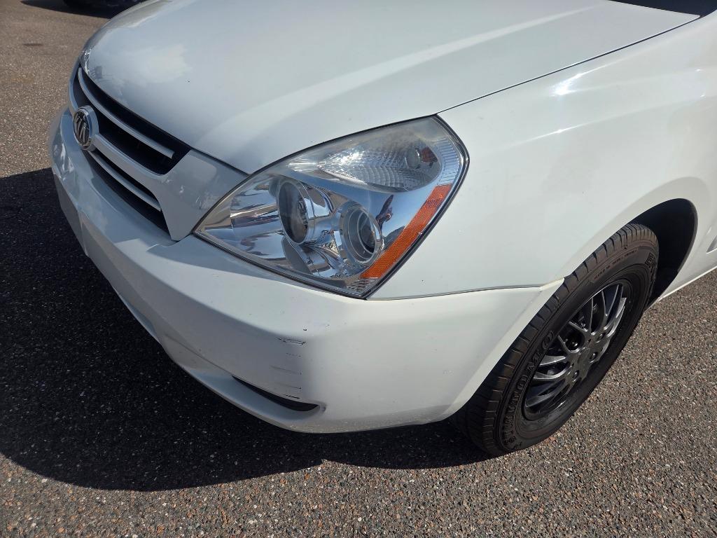 2007 Kia Sedona - $2,497