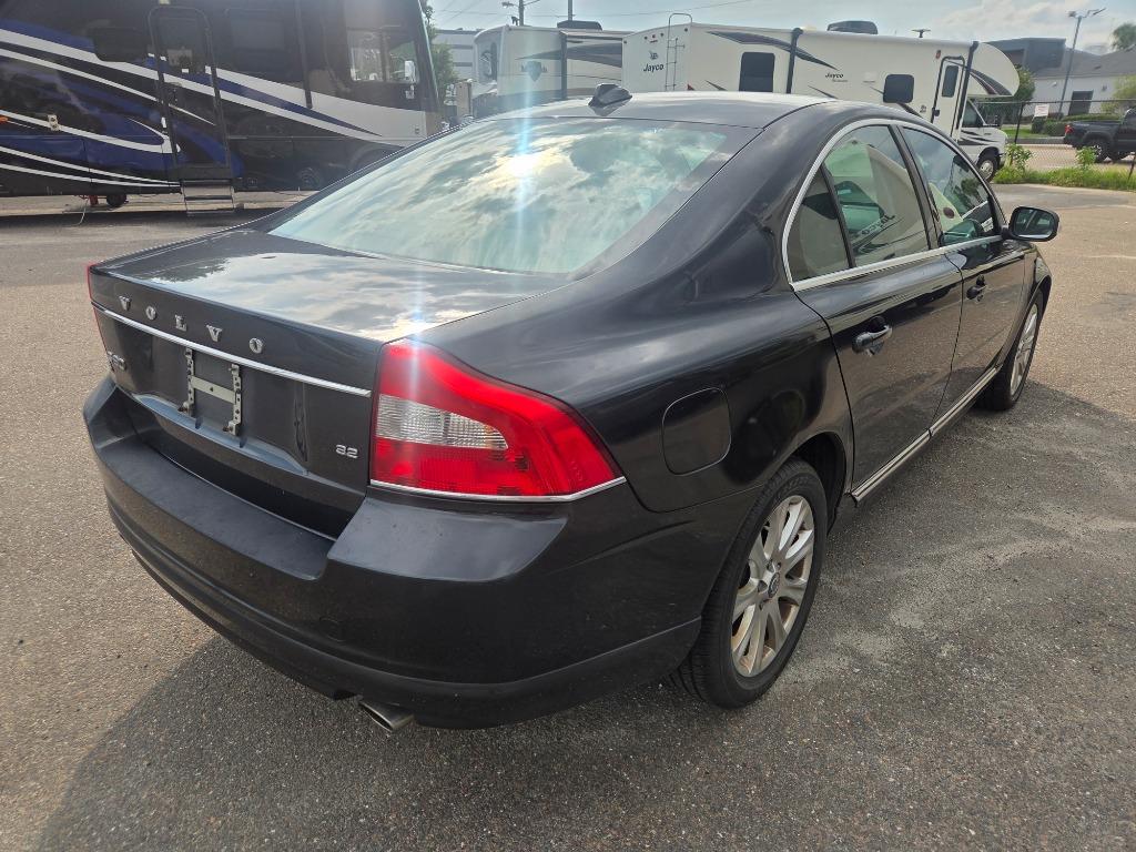 2010 Volvo S80 - $2,497