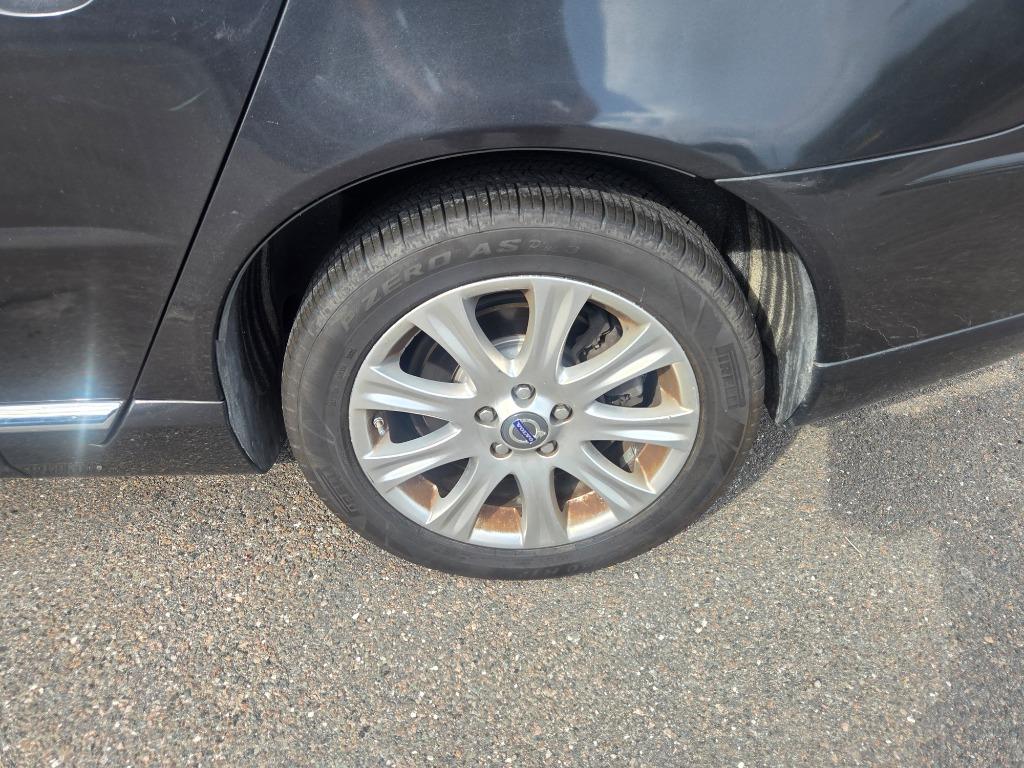 2010 Volvo S80 - $2,497