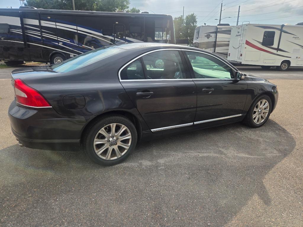 2010 Volvo S80 - $2,497