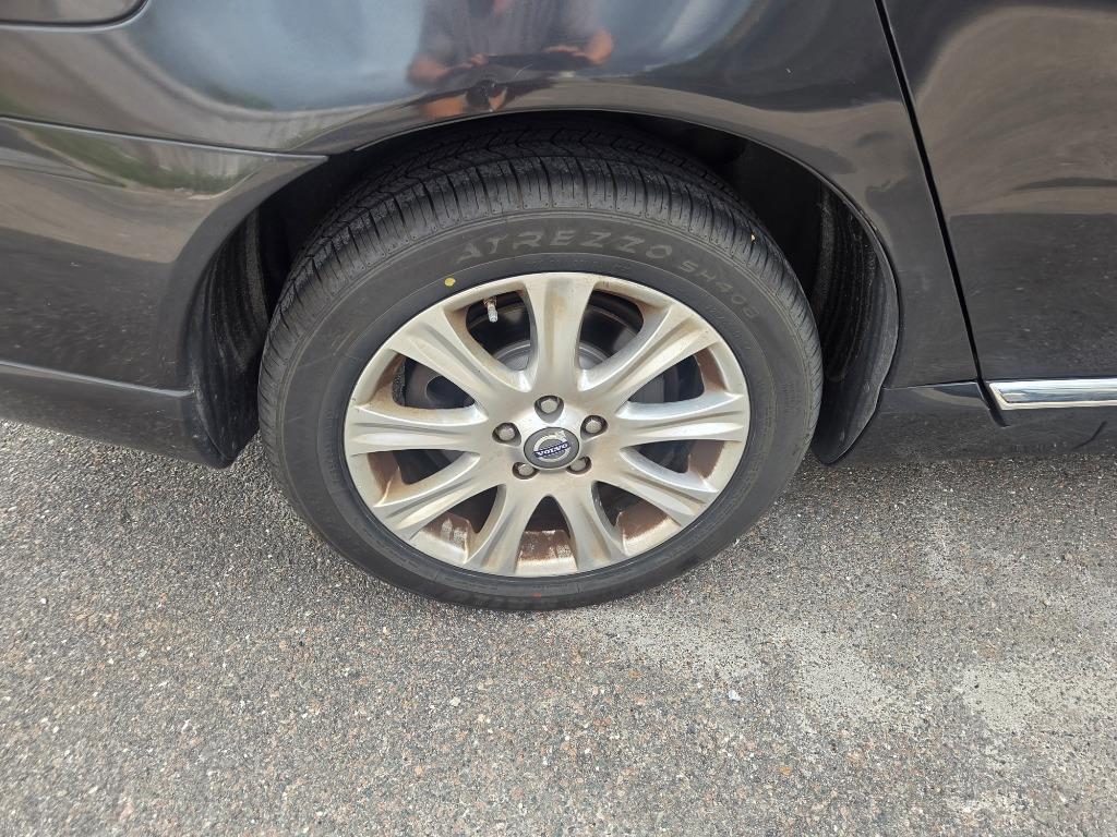 2010 Volvo S80 - $2,497