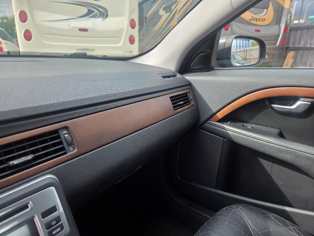 2010 Volvo S80 - $2,497