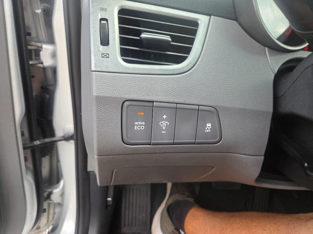 2014 Hyundai Elantra - $2,997