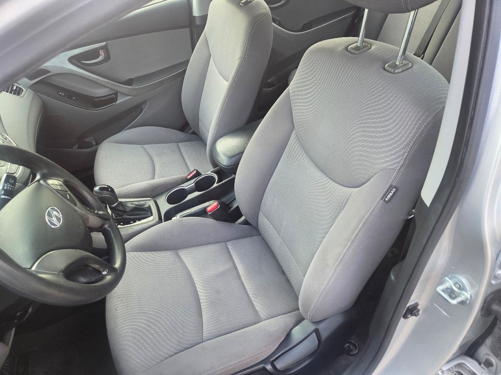 2014 Hyundai Elantra - $2,997