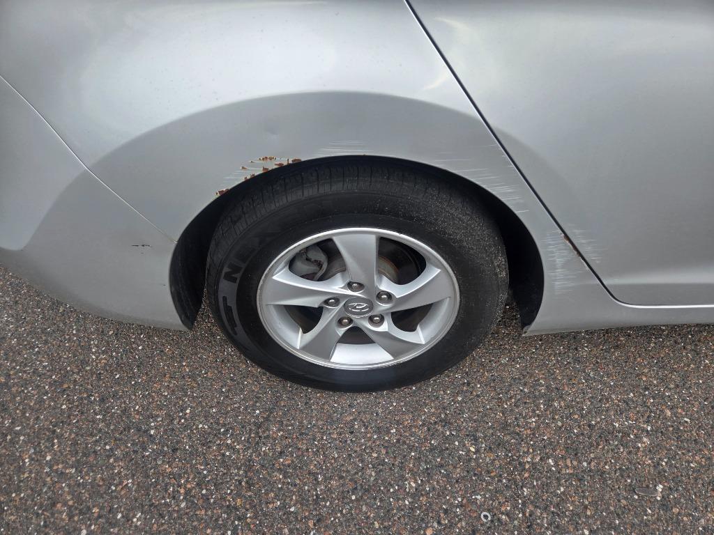 2014 Hyundai Elantra - $2,997