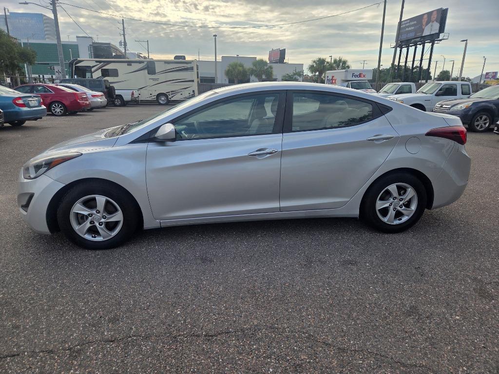 2014 Hyundai Elantra - $2,997