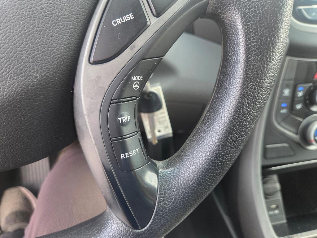 2014 Hyundai Elantra - $2,997
